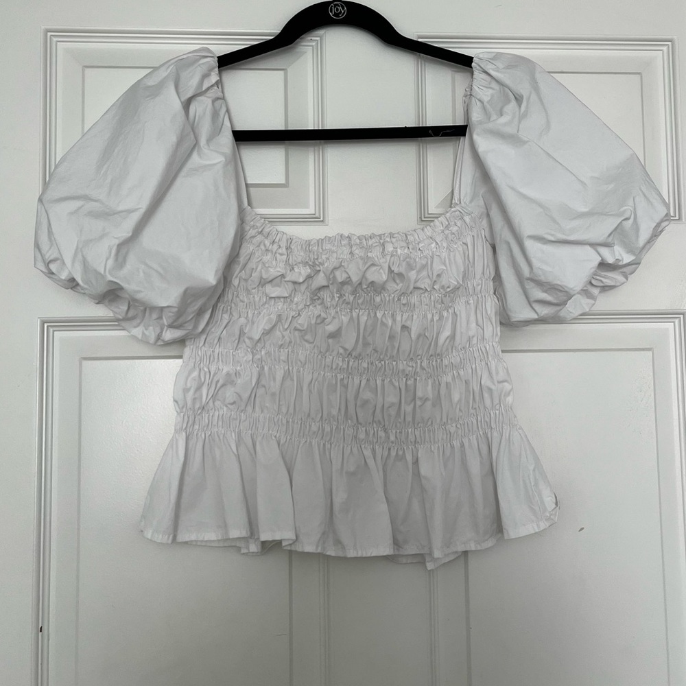 ASTR The Label White Puff Sleeve Ruched Top